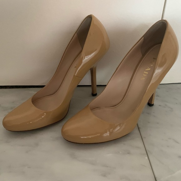 Prada Nude Heels - Picture 2 of 4
